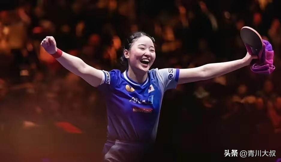 17岁的张本美和获得重庆冠军赛冠军，很多媒体就夸她是少女天才！

其实她与平野美