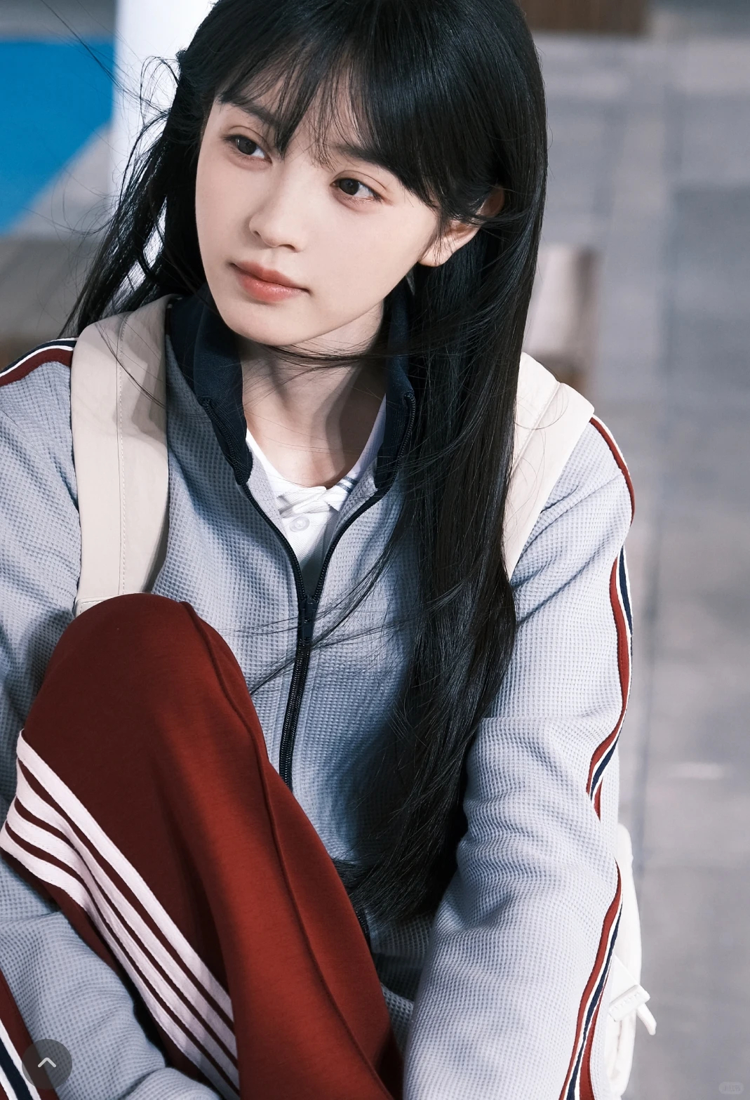 田曦薇天才女友 提档 知夏学姐，青春的代名词校园剧是vivi给我们的礼物！ 