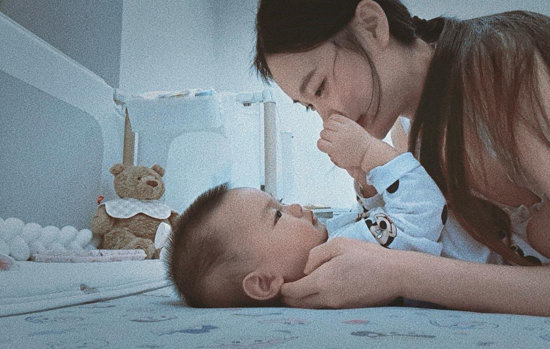 我很爱他 却也无比怀念曾经潇洒自由的自己