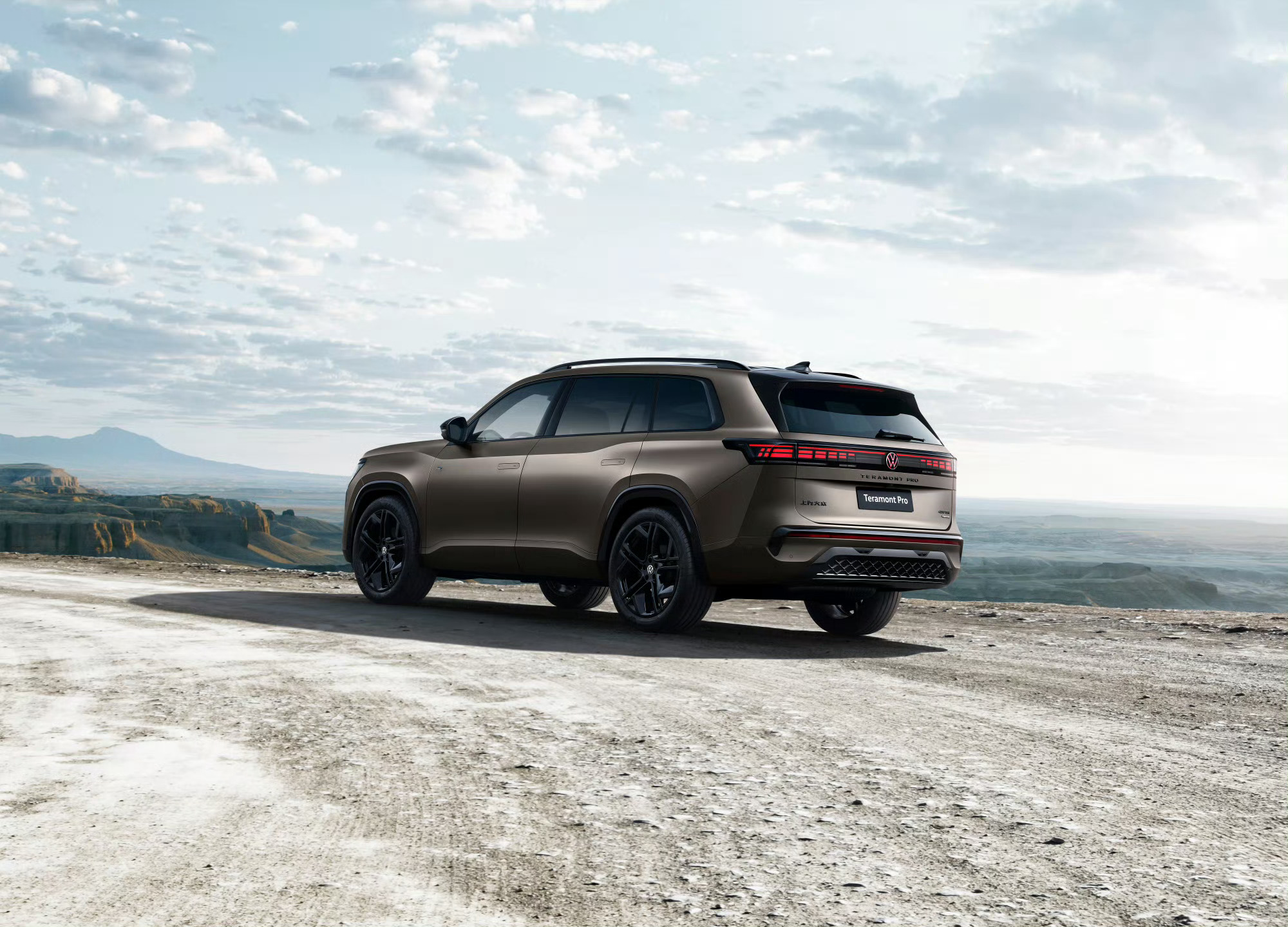 途昂pro这车很可以啊，颜值在线，空间巨大，新动力总成开起来响应也比之前好很多，