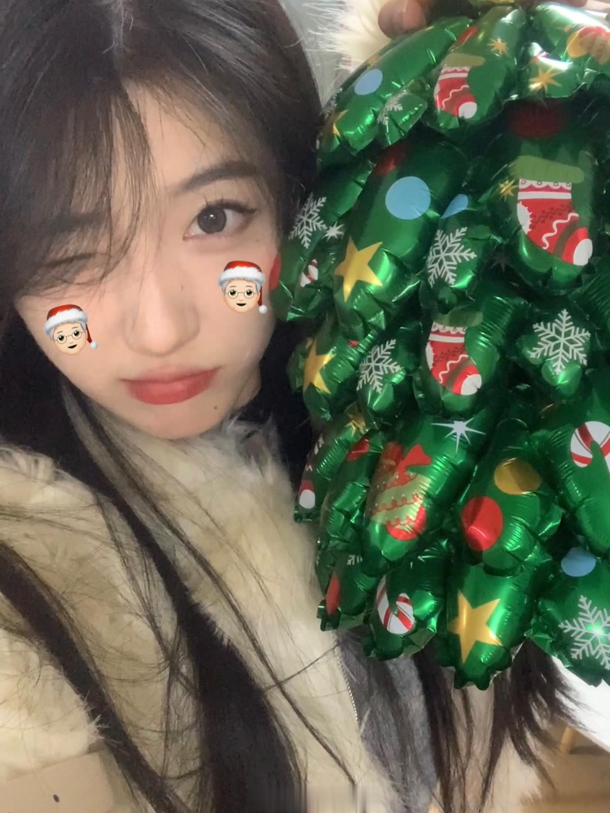 耶比耶比！！我潘汉三又回来啦迈瑞葵司马斯！！🧑🏻‍🎄🎄 ​​​