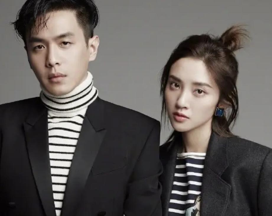 事实证明，嫁对人有多重要，
看唐艺昕就知道了。
她消失了4年，不是被雪藏，而是她