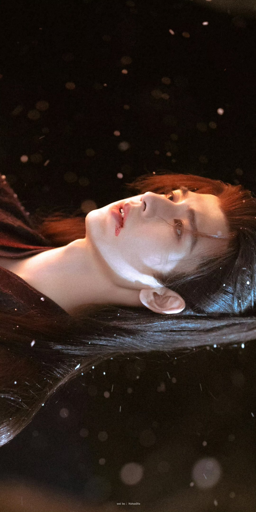 张凌赫王楚然可以二搭古偶嘛这一秒过火很配 但是古代装更配谁懂