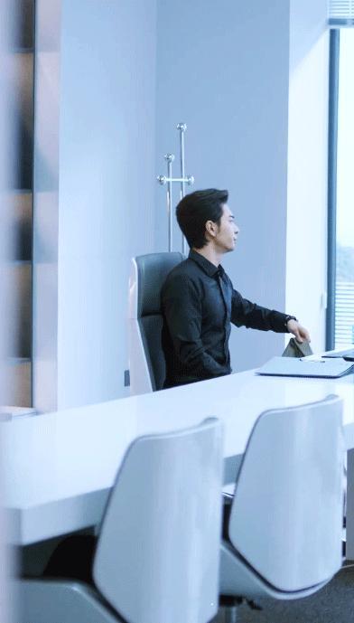 陈星旭 陈星旭陆行之 陈星旭金枝 今天是肖一成的五花八门特辑～噘嘴儿白眼儿扔西服