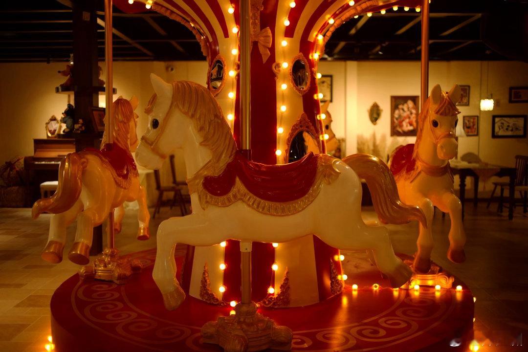 番禺新造的华灯初上时光我的日常plog餐吧一起用餐吧 徕卡SL R35 2E48