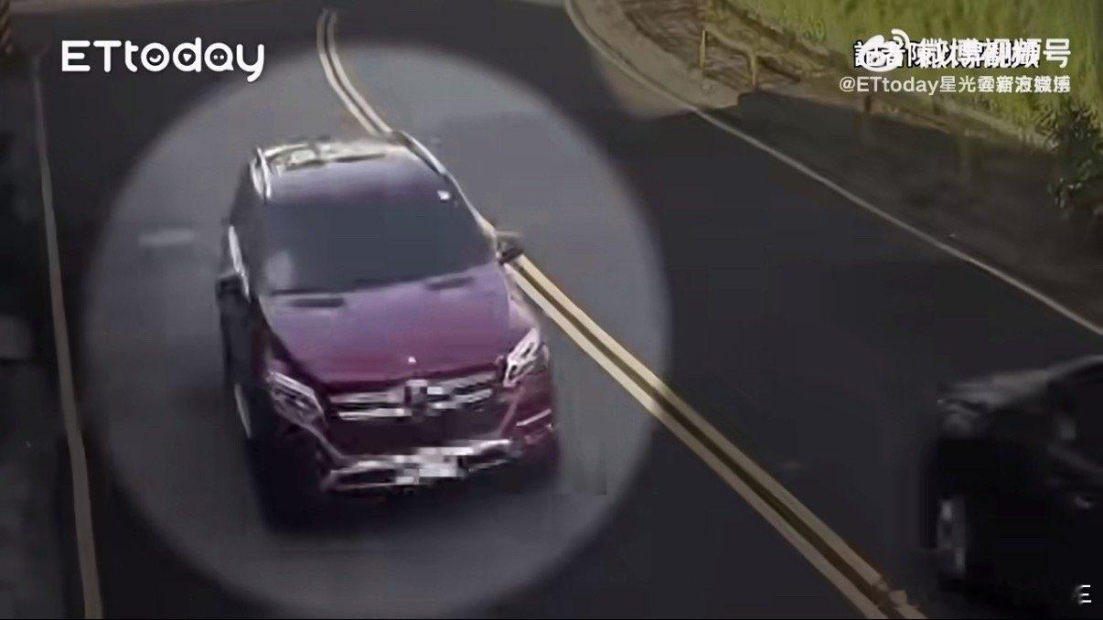 台媒曝黄子佼肇事逃逸黄子佼怎么烂事这么多啊？他的这台红色大奔那么耀眼，还这么明目