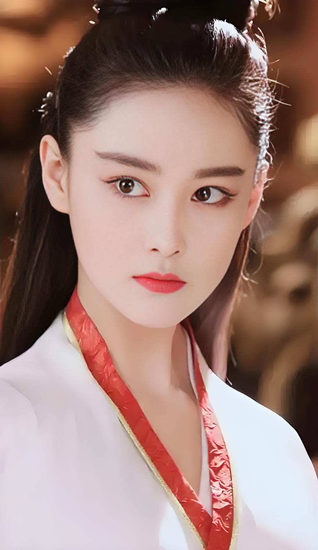 张馨予——写真集飒美并存，酷姿柔态尽显，散发别样迷人风情高颜值美女 性感女神 女
