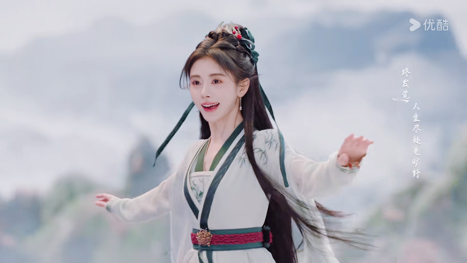 鞠婧祎姜黎非鞠婧祎露芜衣好明媚啊姜黎非 