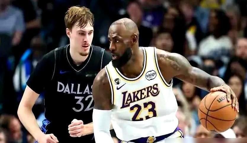 弗拉格真狠！19岁就敢砸旧神神像，单场51分直接把NBA天给捅破了。

达拉斯小