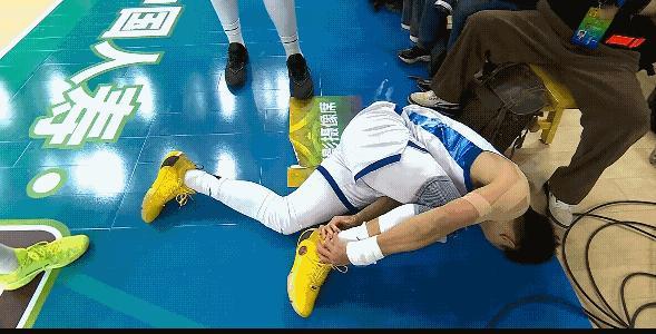 相比上一场面对吉林男篮，如果今天广厦输了那就没的说，毕竟球队新增伤病，球队本赛季