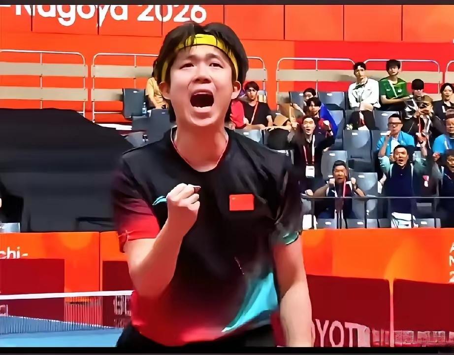 幸亏大头赢了，不然会被喷死！
大比分2：0领先，却被对手连扳两局追平比分。
决胜