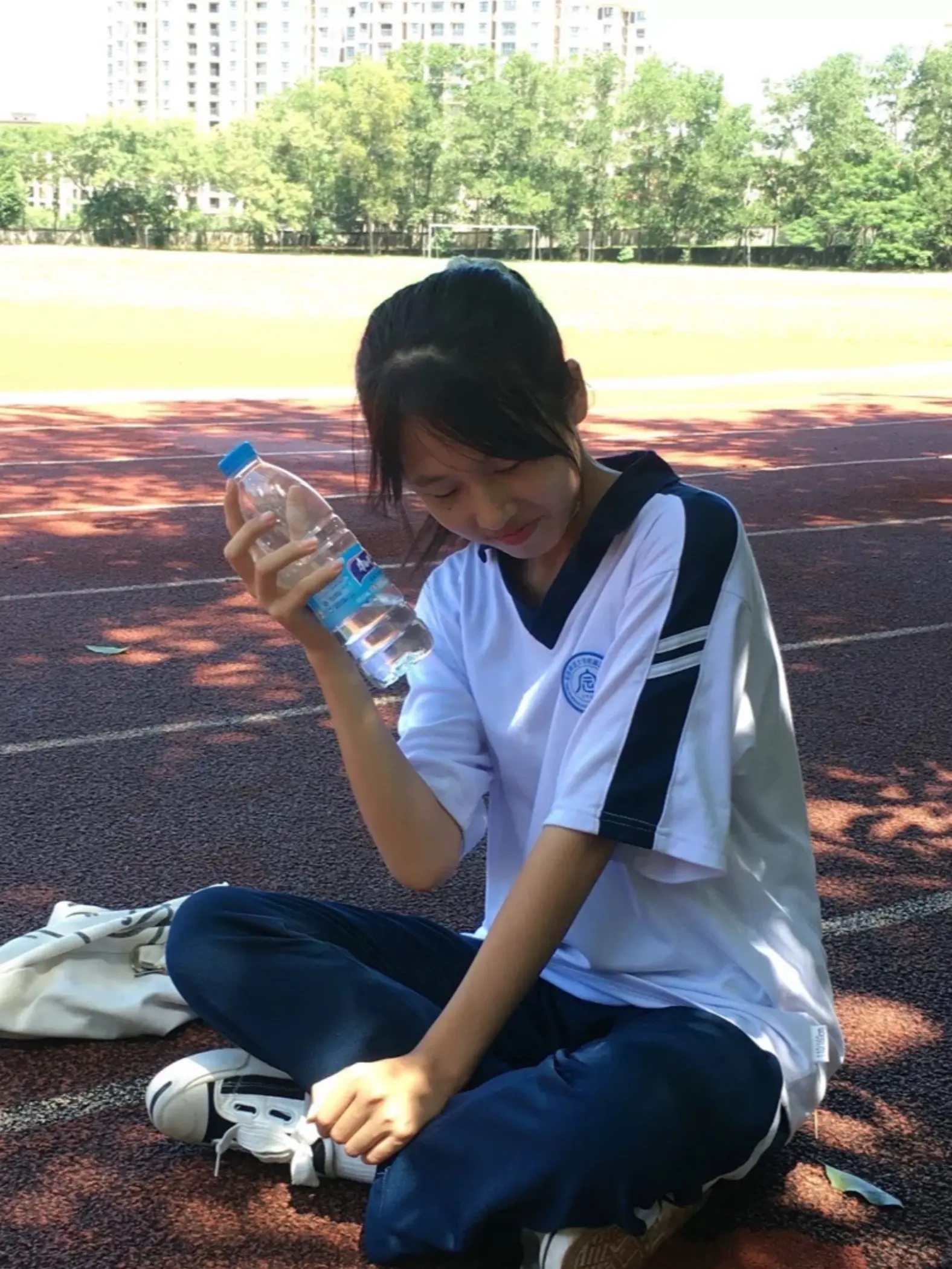 我的少女时代是在赞美中度过的