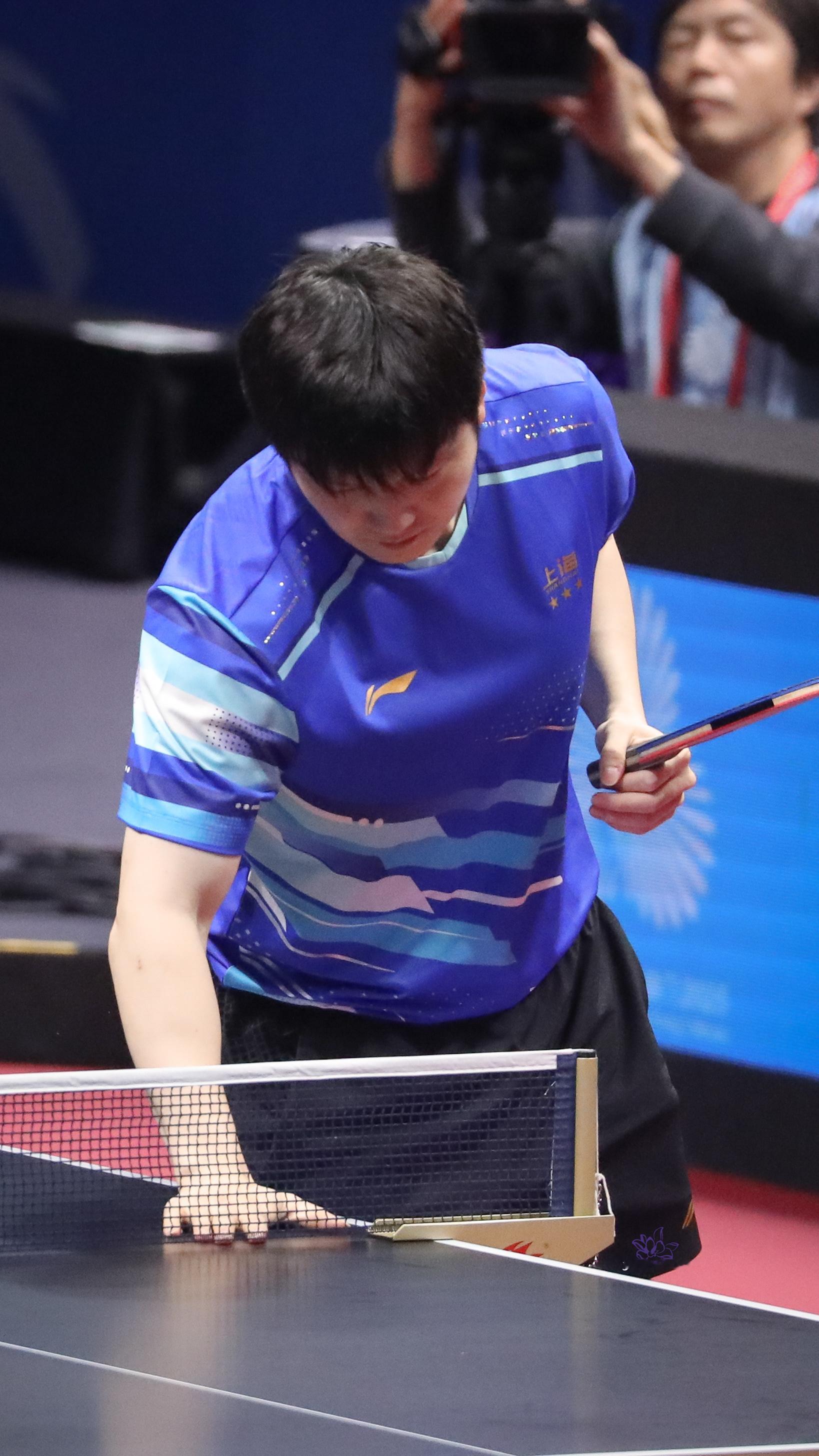 樊振东第十五届全运会 你站在那 就是幸福「20251115第十五届全运会男单半决