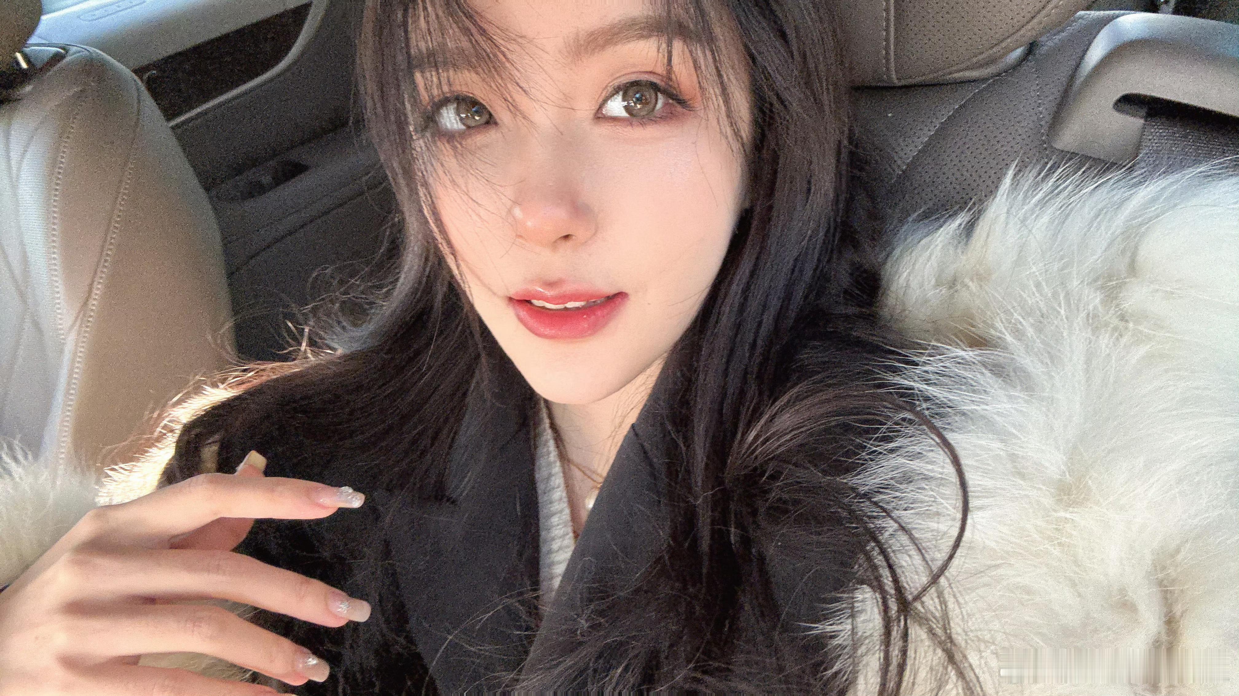 测试的太早啦！lpl女解说Rita晒照：测试粉丝生物钟坏女人好美，Rita应该是