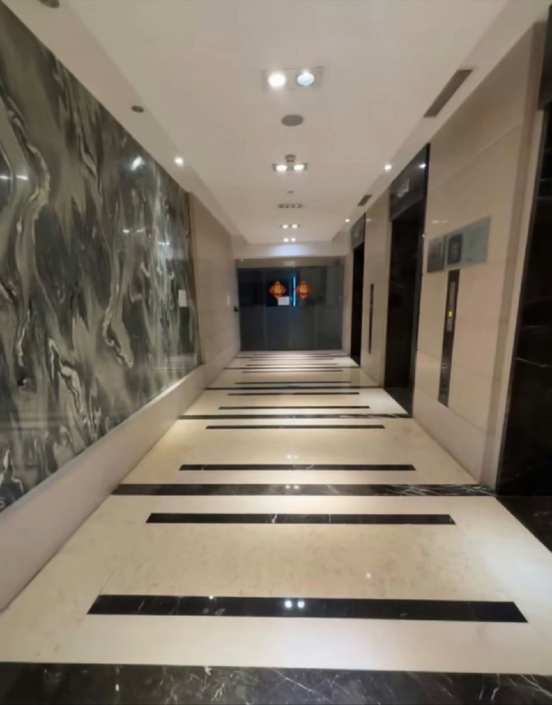 重庆公司全部搬空了呀 ​​​