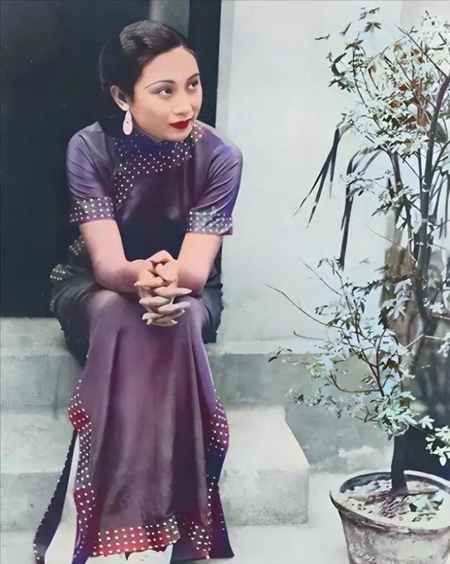 原以为民国影后胡蝶很美了，但看了默片女王阮玲玉的真实照片后，才知道她美得惊心动魄