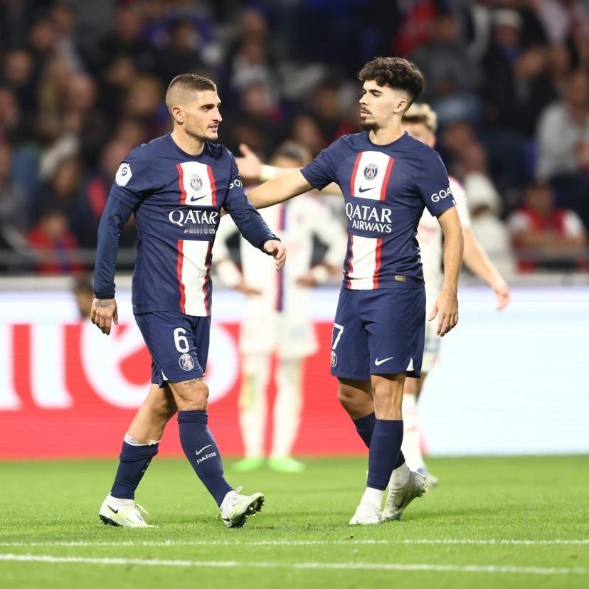 巴黎圣日耳曼[超话]  谈及曾经的队友维拉蒂，维蒂尼亚表示：“能够与他同场作战是