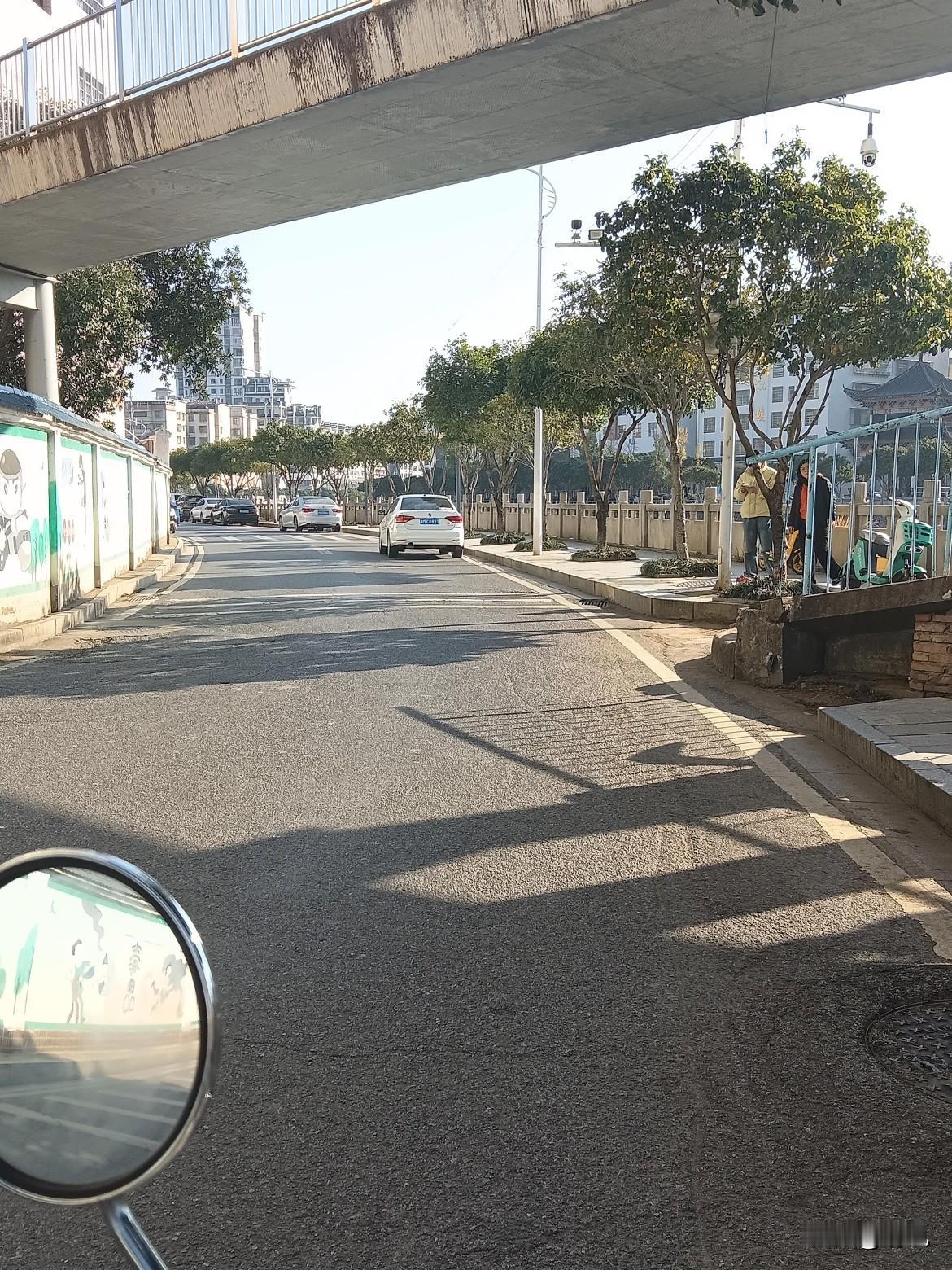 真的太懂这种上头感了！

刷短视频刷到一部，本来只想看一集打发时间，结果一不留神