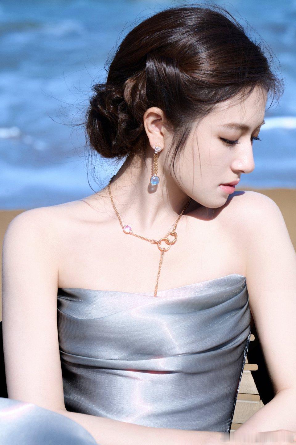 腾讯视频星光大赏 内娱花星光大赏出发图李兰迪｜周也｜宋祖儿鞠婧祎｜孟子义｜白鹿非