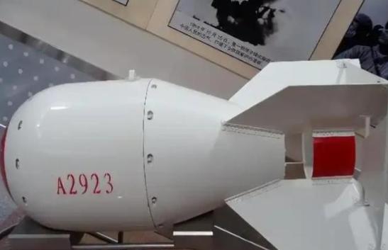 原子弹的原理早就已经公开，可为什么还有那么多国家依旧造不出原子弹？说句难听的，不