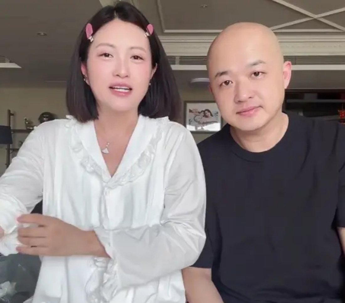 包文婧产后情绪失控 有情绪波动正常的，被激素控制啦！不要自责跟内疚，慢慢会好哒！