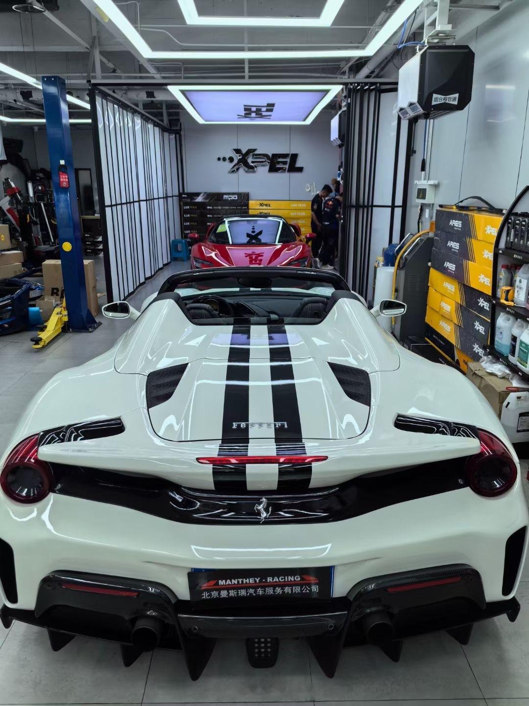 [举车][举车][举车]#汽车改装##汽车贴膜##法拉利# ​​​