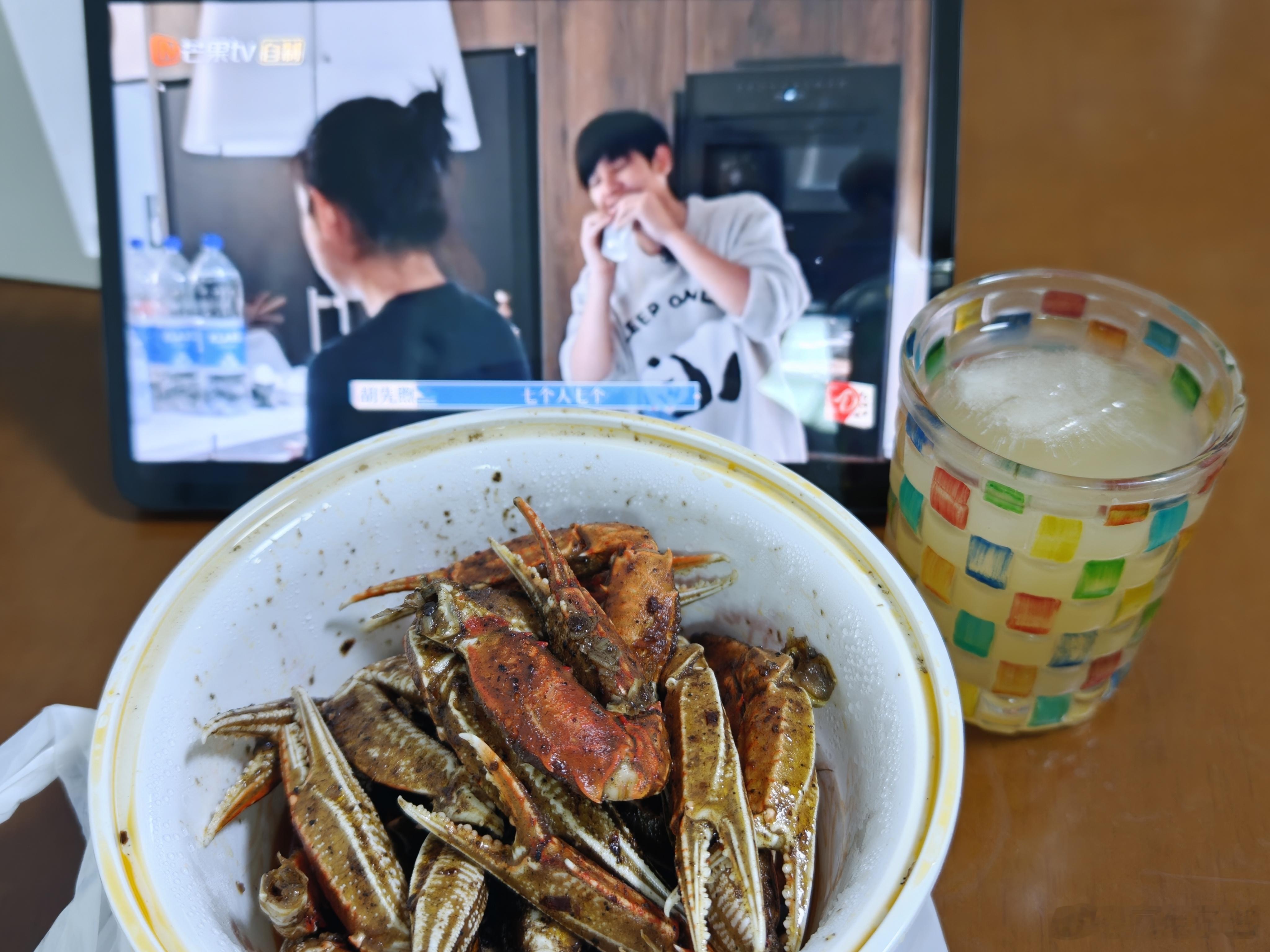 虽然明天早上还要加班今晚先过一下周末啦 