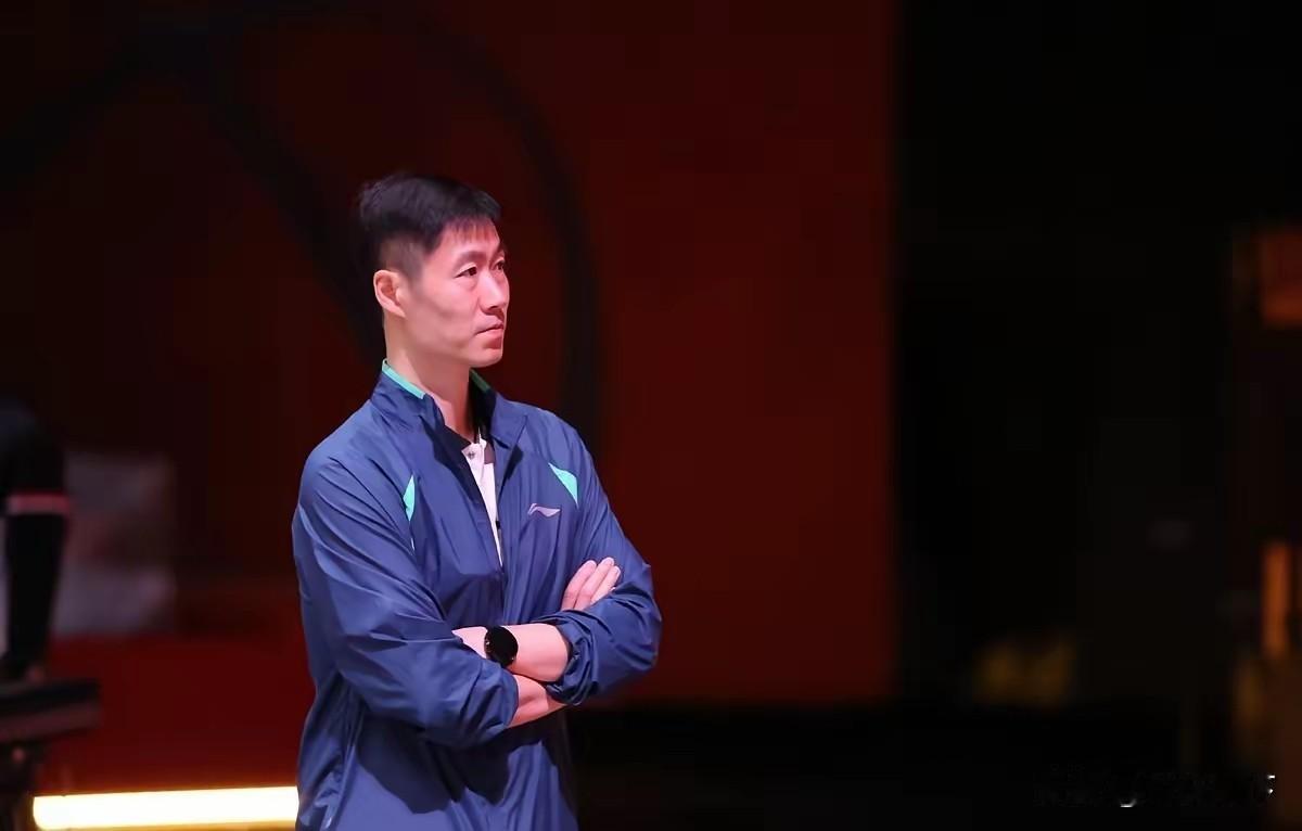 亚运会乒乓球代表团名单公布了，教练组名单中，男队女队除主教练外，林诗栋和蒯曼的主