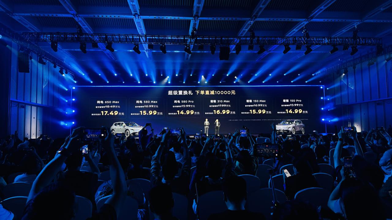 作为一款合资品牌的新能源SUV，NX8给的这个价格我觉得还是挺有诚意的，全是意料