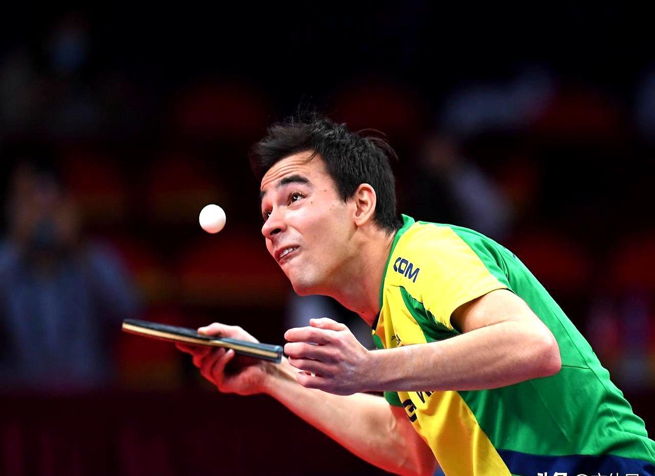 19岁的温瑞博，世界排名53，把世界第三的雨果打到腿软。决胜局11比9，一球定命