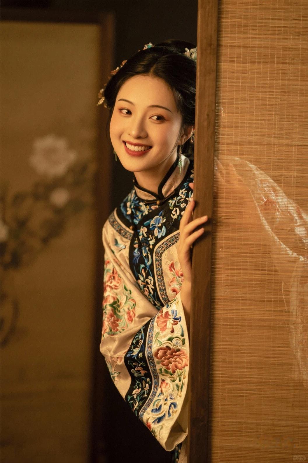 你们那里“捉迷藏”用方言怎么说?
赣州北部客家人，