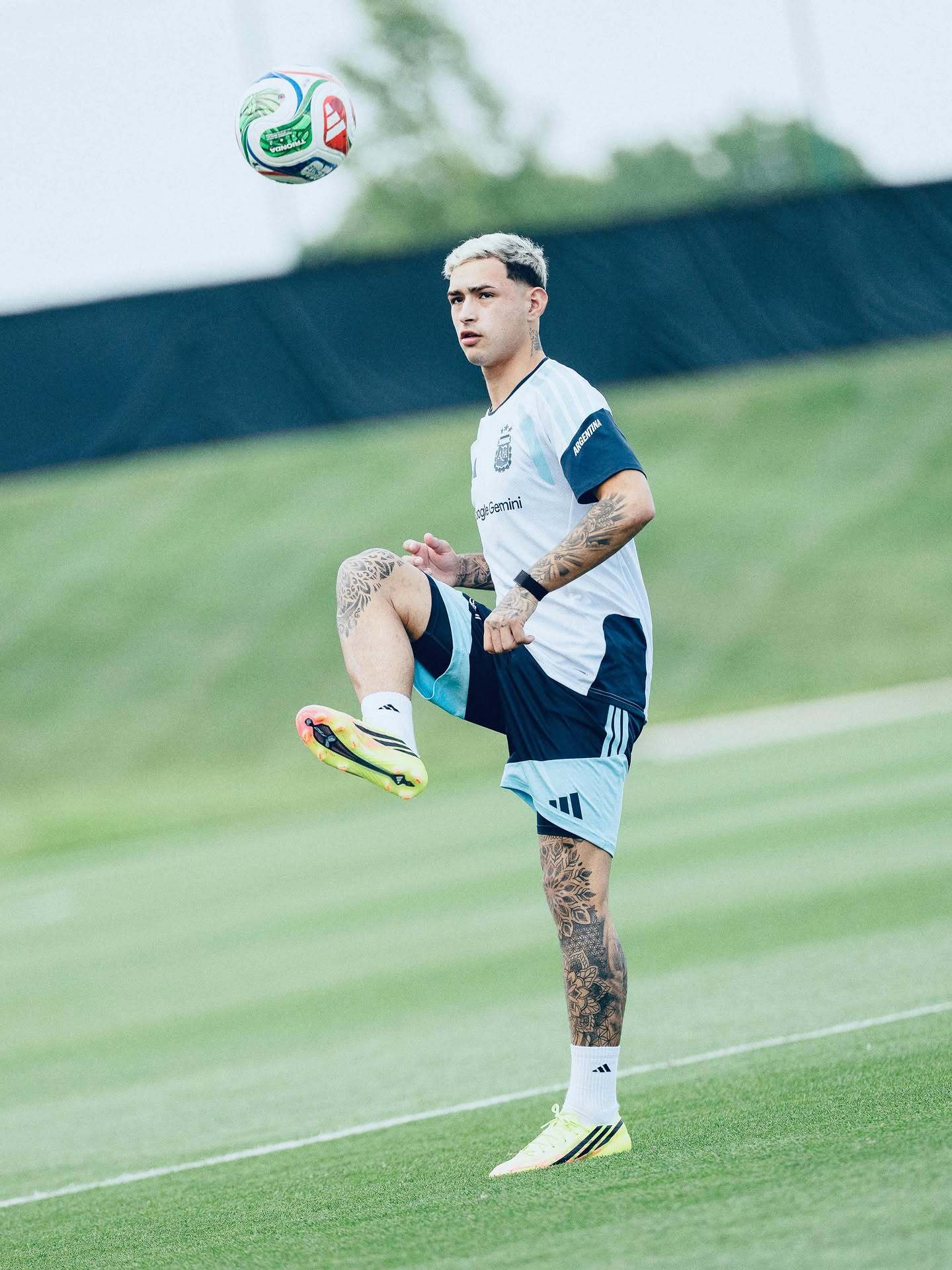 Simon Escobar｜享受这段美好的经历。🇦🇷❤️💪🏼阿根廷球迷俱