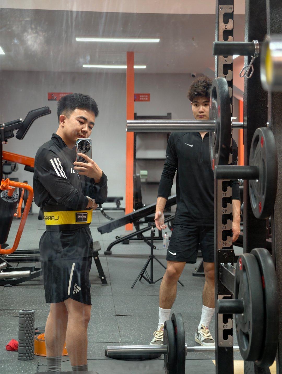 小腰带一系开整哈布尔的随行拍 呼和浩特·内蒙古大学南校区