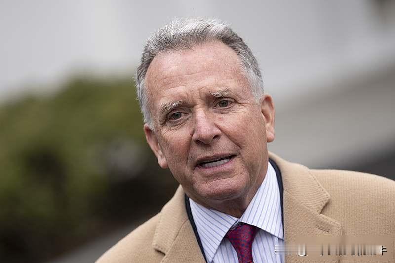 美乌闭门谈和平，
俄方称信息量大，
结果却成谜

2025年12月5日，
美国和