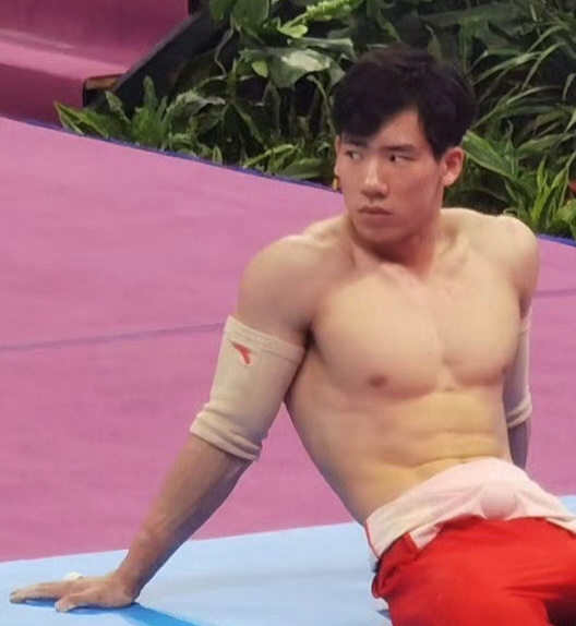 张博恒抽中特等奖好运爆棚 