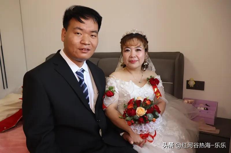 聪明的女人，在结婚以后，都会把重心，放在和自己老公的新家里面。
这不是说什么传统