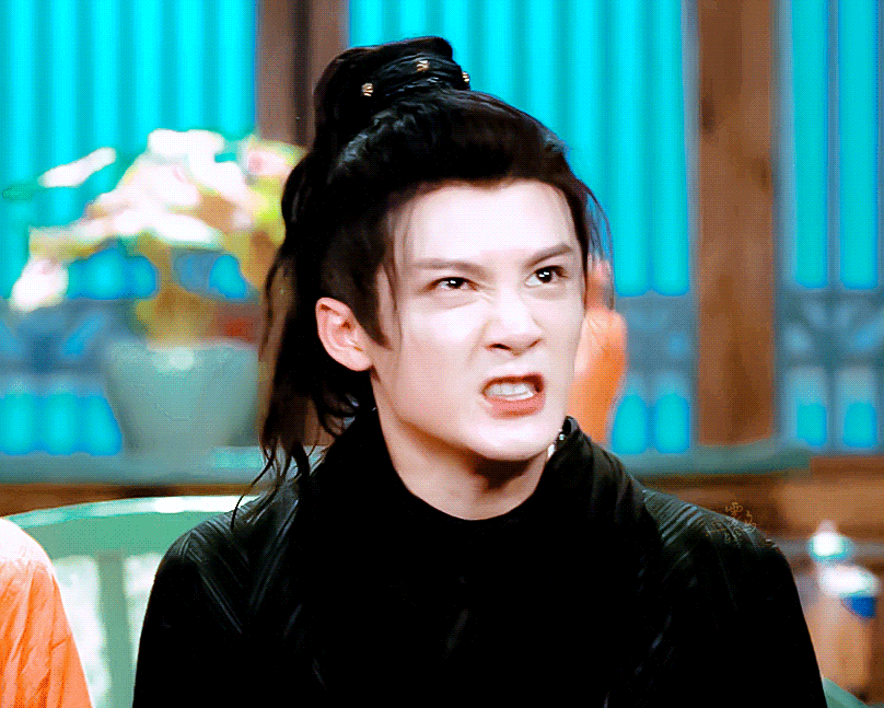 网友说，现在最难过的是檀健次粉丝，空枪一直不宣，甜饼也没了，唉😔 ​​​