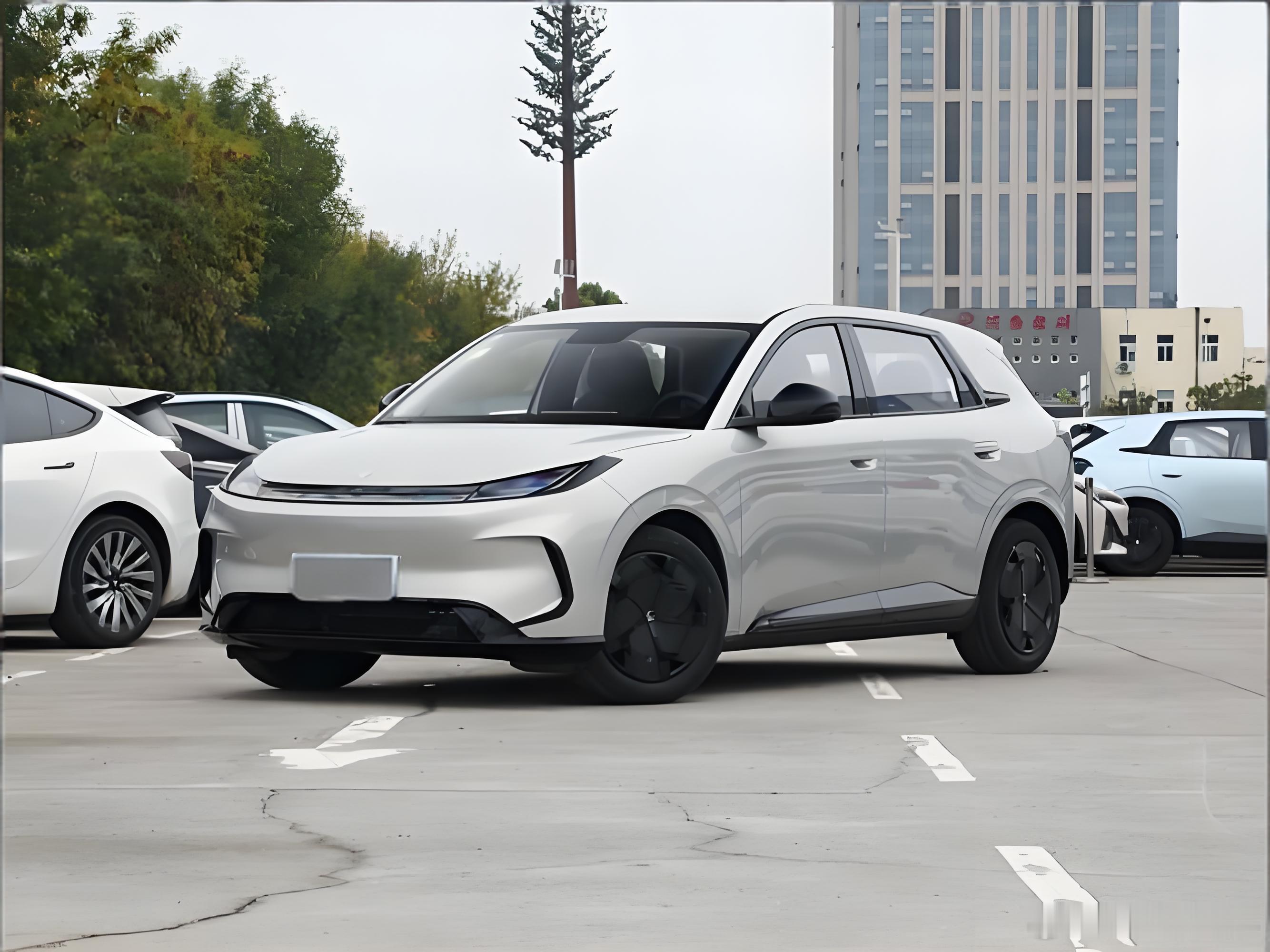 金融贴息，极狐T1让月供轻过羽毛真的服了！极狐T1的电池居然能过水下刮底、火烧、