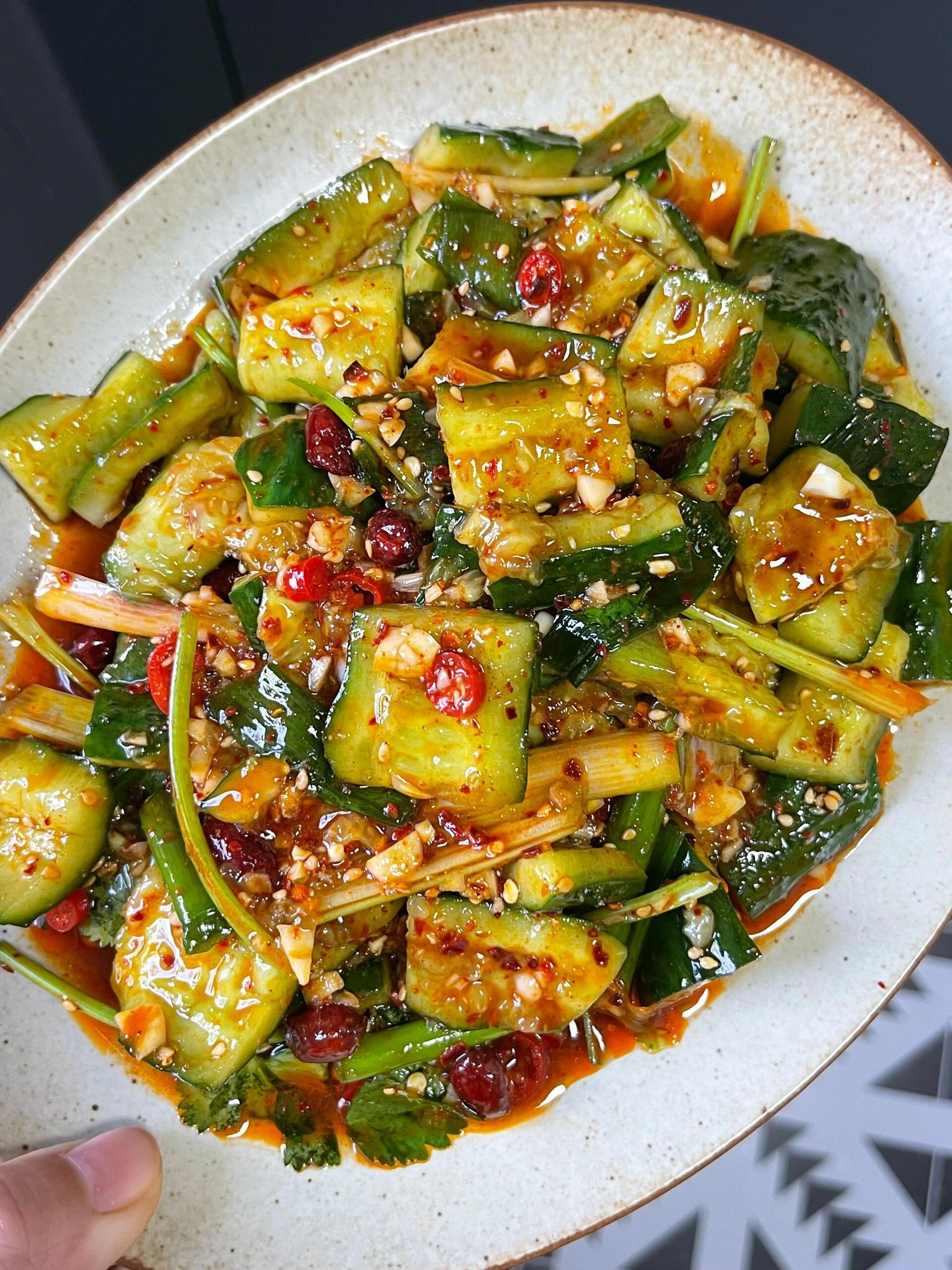 贾冰演了个笨 被贾冰说的 “笨功夫出好味道” 戳中！今天就用 “笨办法” 做道超