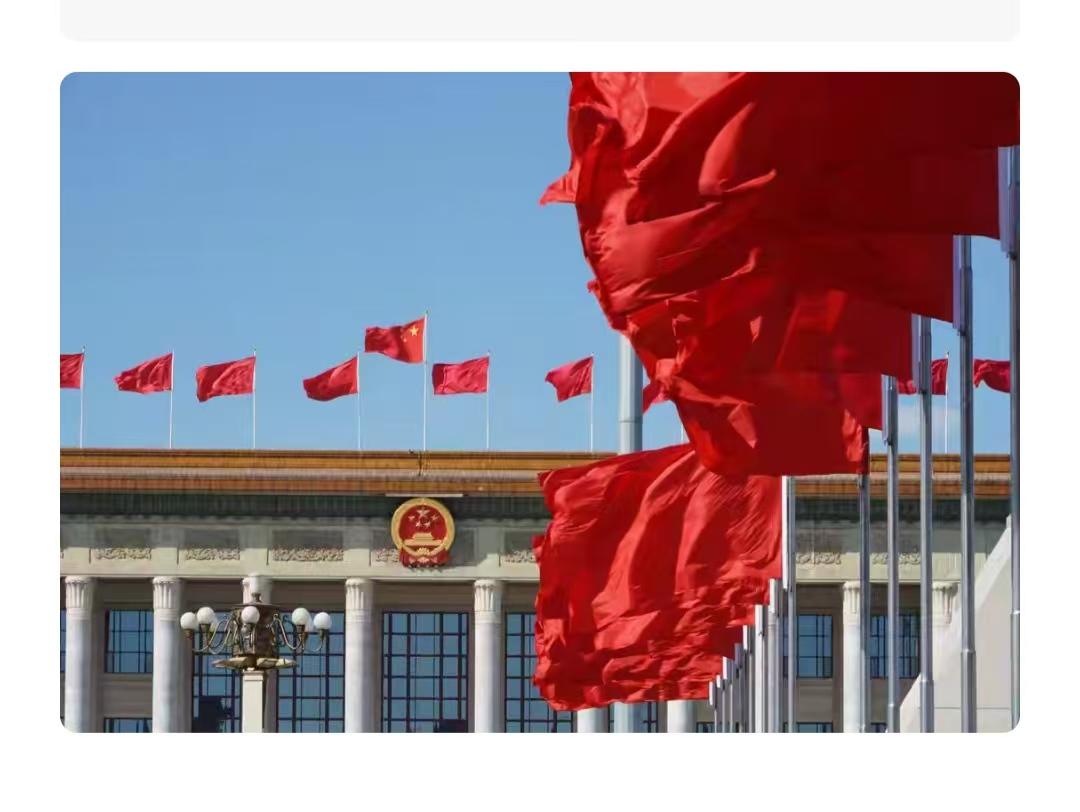 全国政协委员周世虹建议，建议废除劳务派遣制度。
与此同时，更应该制定劳务监督制度