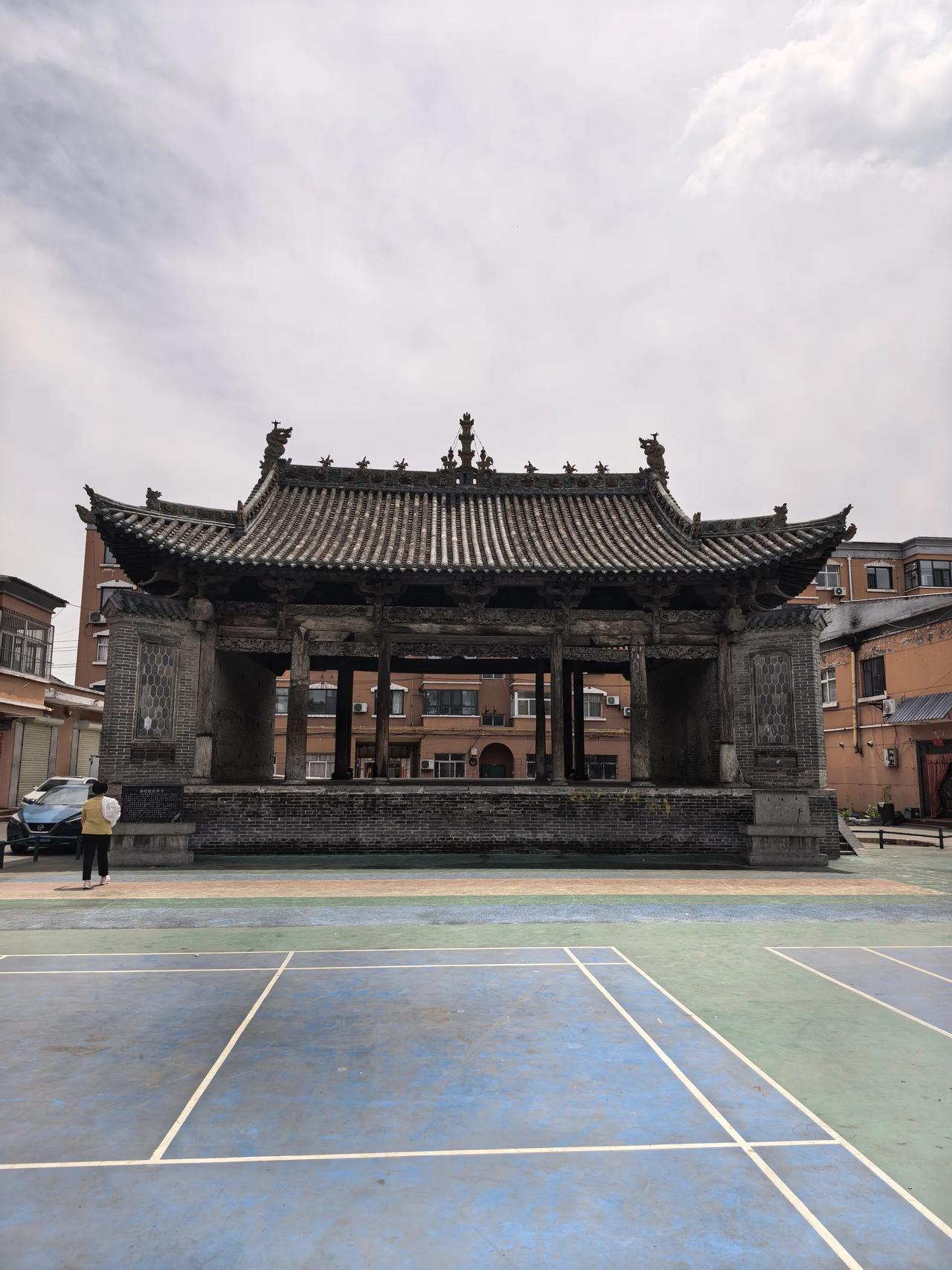韩城遍地关帝庙，但在河东的河津万荣，感觉真武大帝庙更多，河津九龙庙，台头庙皆供真