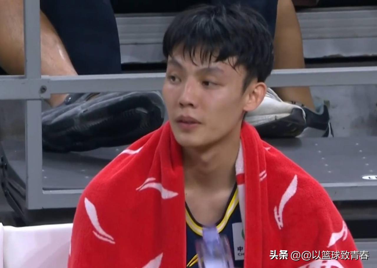 徐杰:措手不及！

广东新赛季客场接连不敌南京与北汽，带着两连败回归主场对阵广厦