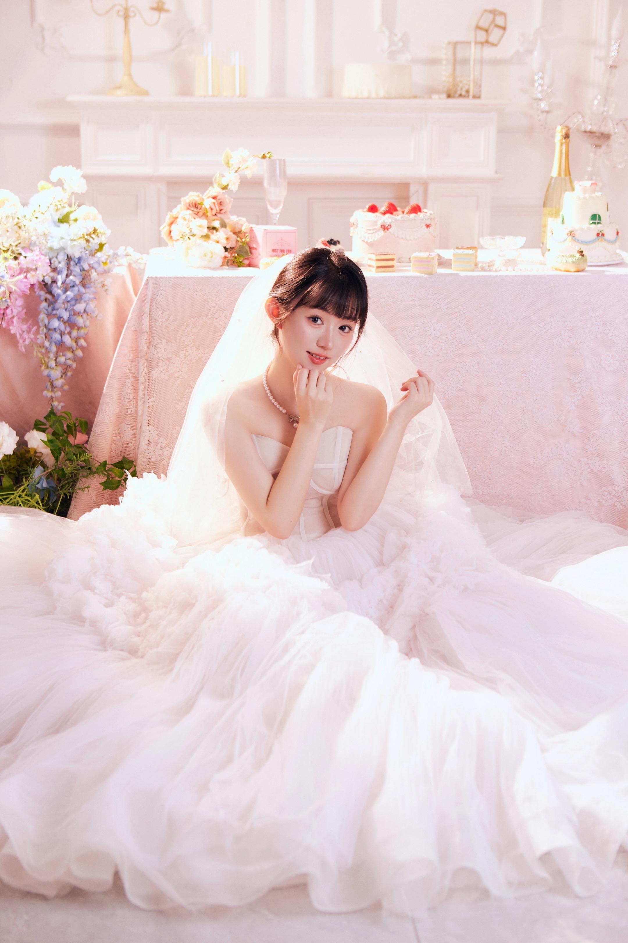 娄底小公举来了💅💅💅 开播第456天拿下拿下在的第十四个奖项👇...