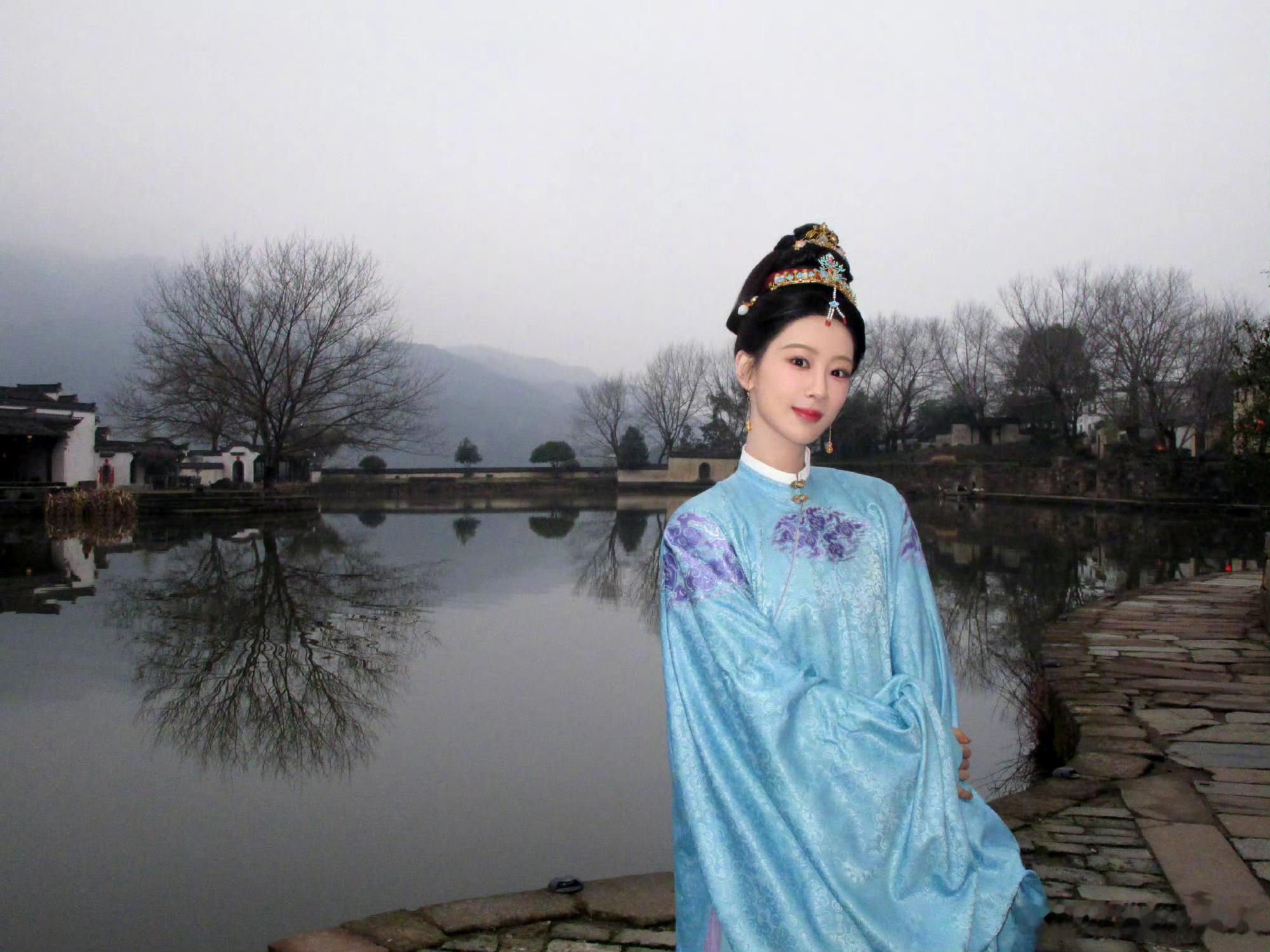 杨紫新晋vlog博主vlog赛道新人杨紫前来报道 终于等到杨紫分享私下日常，第一