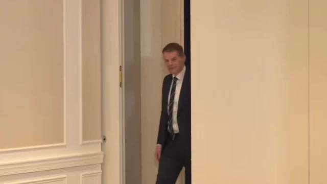 “100多个国家的外长到达纽约，美国务卿鲁比奥只能按批次会见～”#看世界##看世界[超话]#