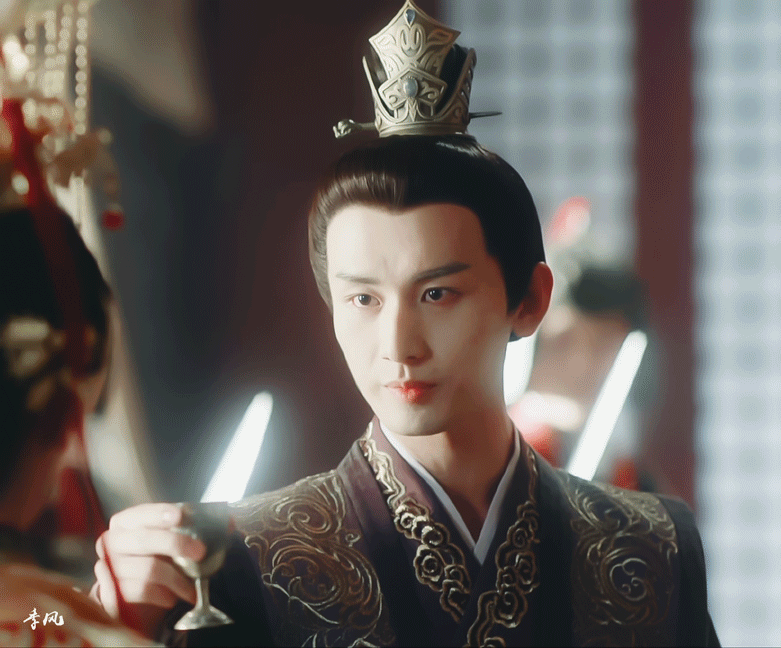 这是哪个角色～好帅哦