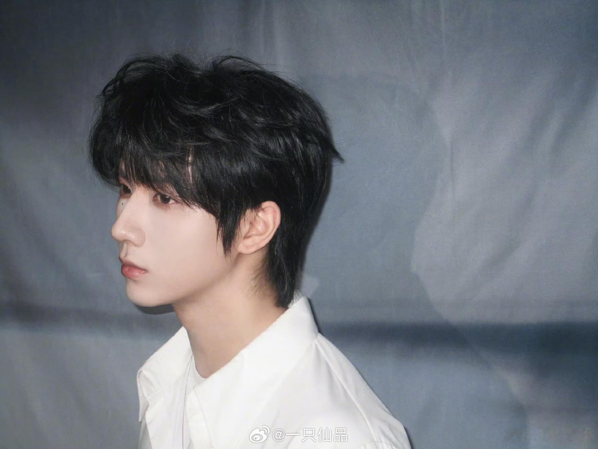 李宏毅的颜值，就是看到就忍不住流哈喇子