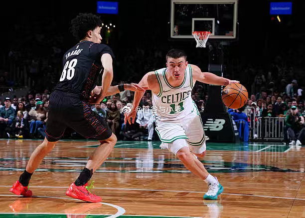 之前所有赛季里，普里查德在季后赛的表现都会比常规赛的表现差上一些，而且差得还不少