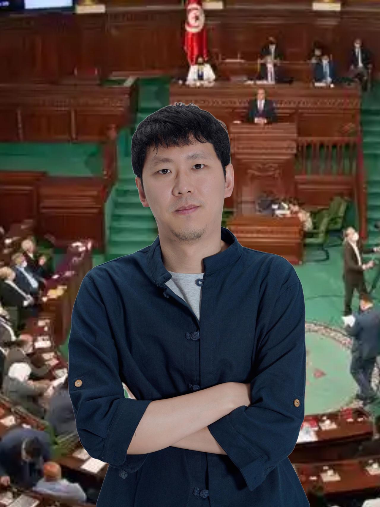 啥叫皿煮政治？【抖音视频转文字】
啥叫民主政治？
民主政治就是通过了严格考试、历