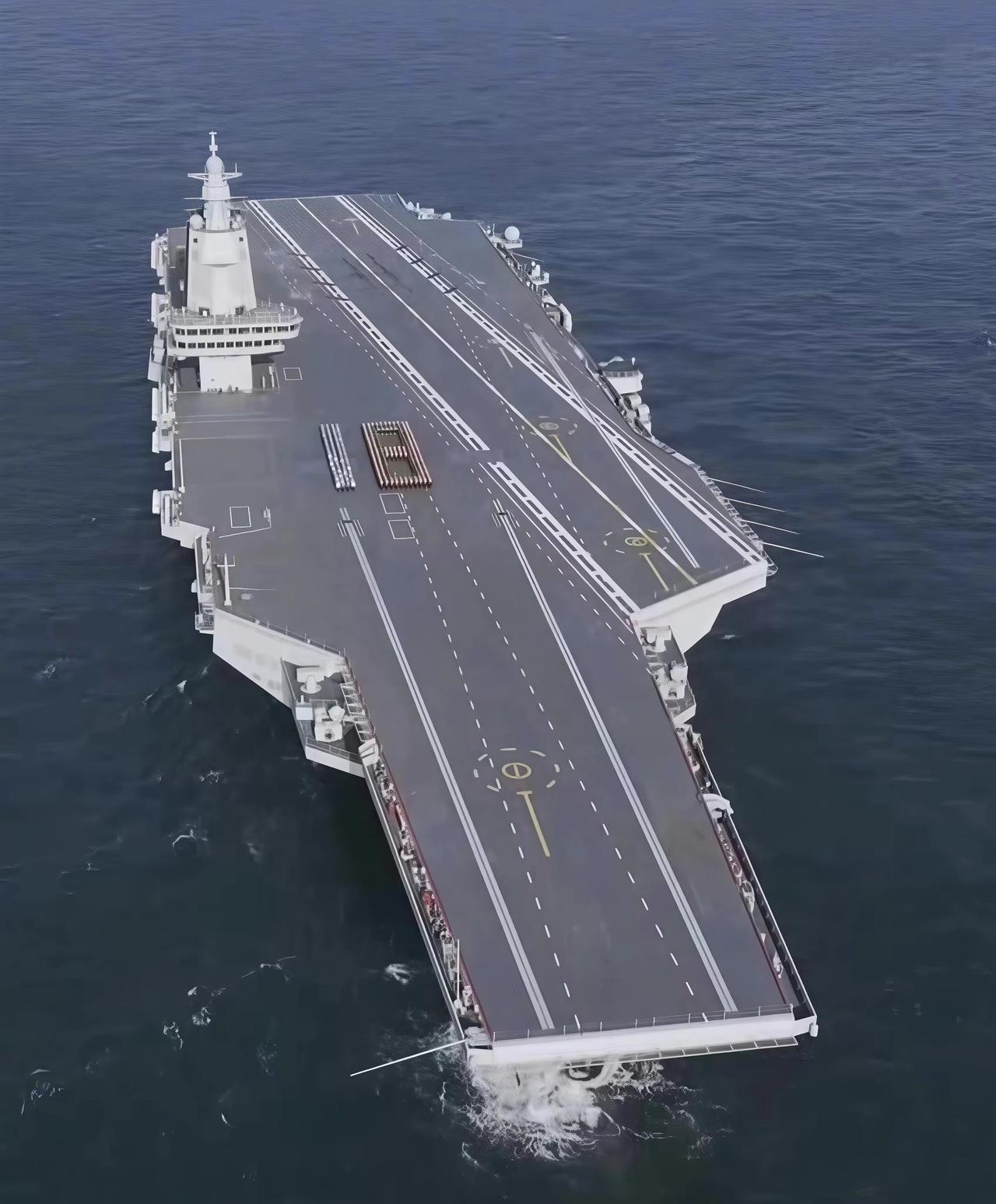 太快了！福建号航空母舰很快就会抵达南海！

9月10日福建号航空母舰再次出港，这